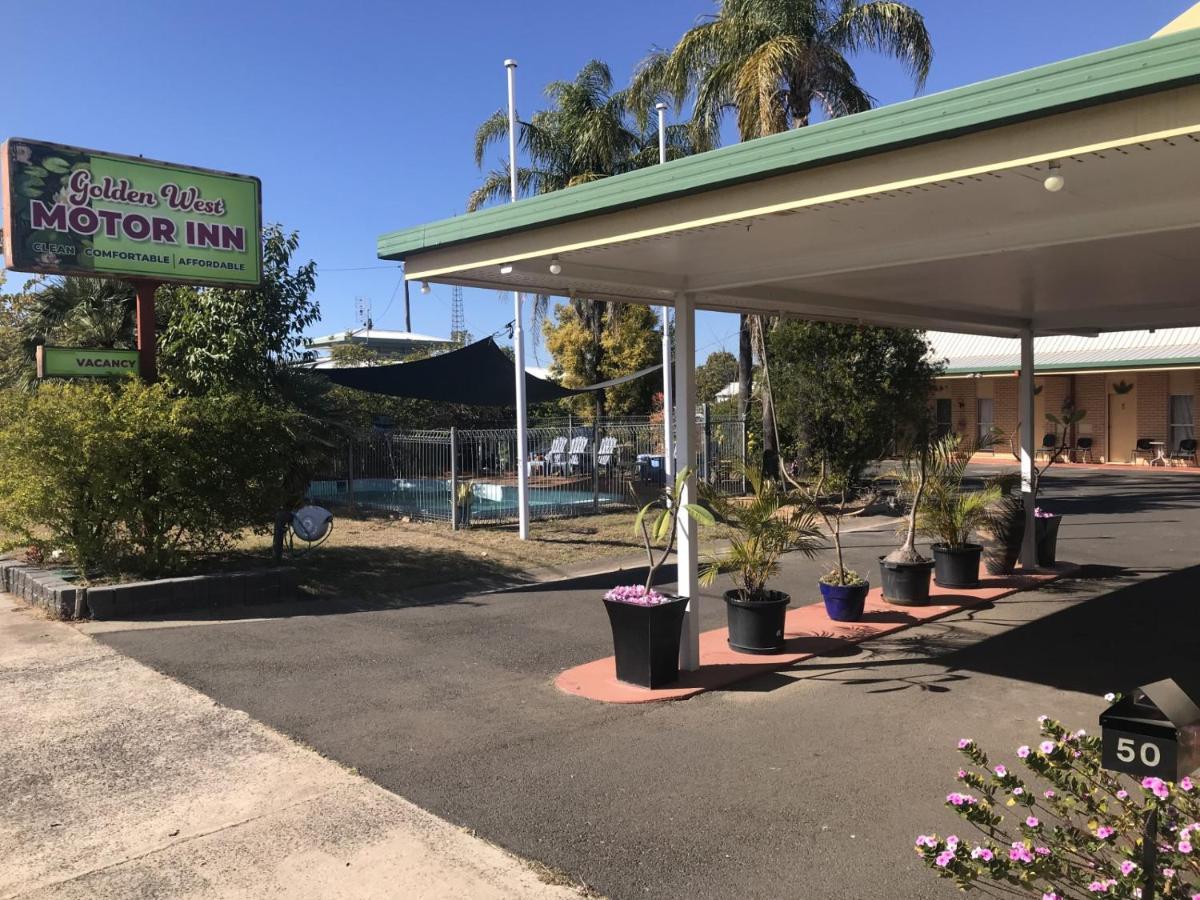 Golden West Motor Inn Miles エクステリア 写真
